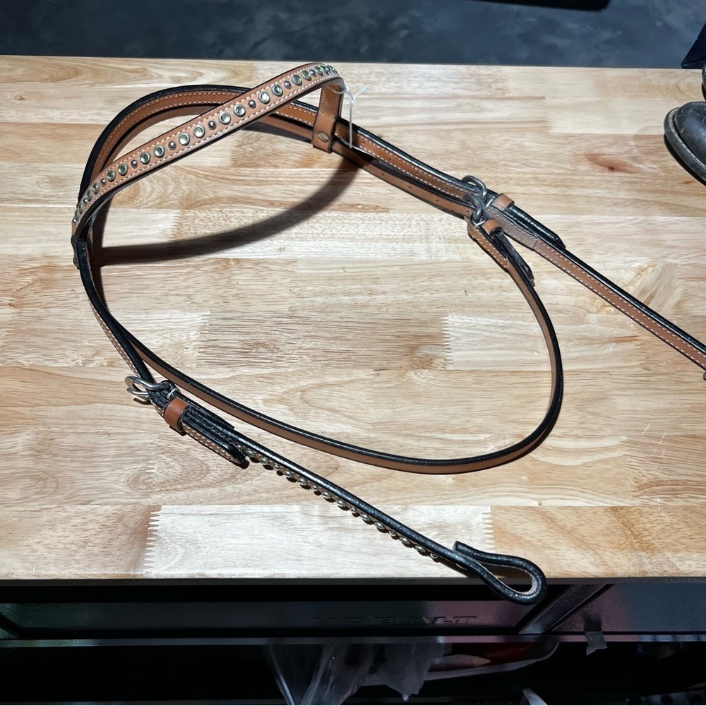 New Riata headstall light green stones